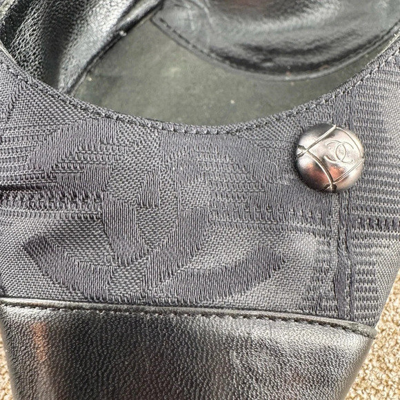 Chanel Travel Line Mules Canvas & Leather Pumps EUR 39 US 8.5 - Picture 5 of 11